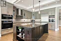 597 OLD YORK ROAD | Burlington Ontario | Slide Image Nine