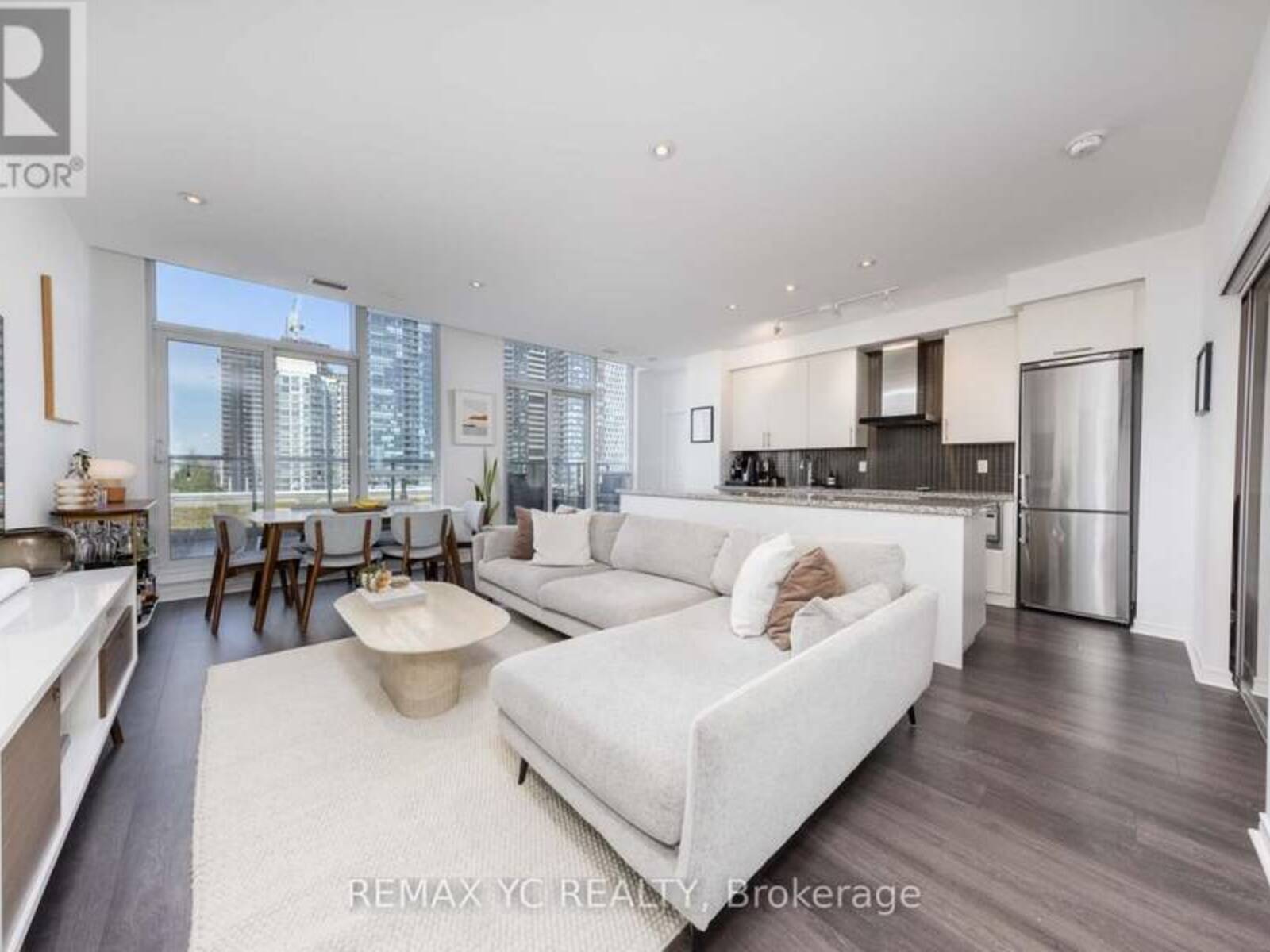 PH09 - 352 FRONT STREET W, Toronto, Ontario M5V 0K3