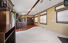 49 SUNRISE CIRCLE | Bradford West Gwillimbury Ontario | Slide Image Nine