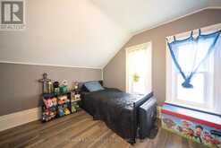 78 ARTHUR STREET | Brantford Ontario | Slide Image Eleven