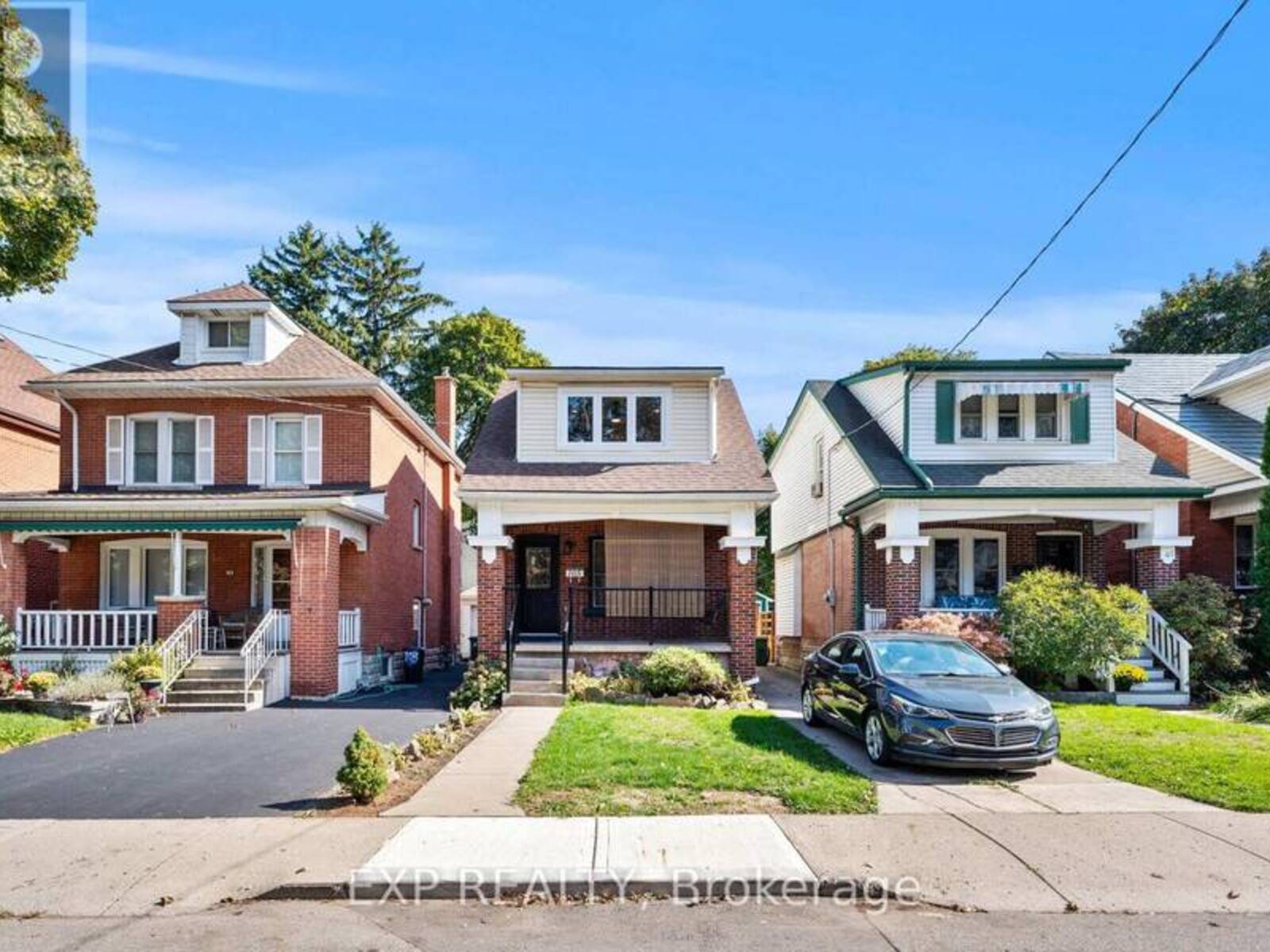 105 ROTHSAY AVENUE, Hamilton, Ontario L8M 3G3