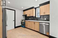 105 ROTHSAY AVENUE | Hamilton Ontario | Slide Image Thirteen