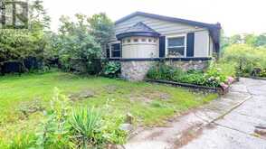 21 SUNNIDALE ROAD | Wasaga Beach Ontario | Slide Image Five