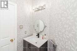 102 WILLOW LANE | Grimsby Ontario | Slide Image Eighteen