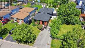 68 OVERBANK DRIVE | Oshawa Ontario | Slide Image Three