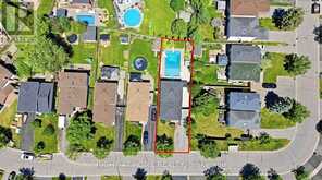 68 OVERBANK DRIVE | Oshawa Ontario | Slide Image Four