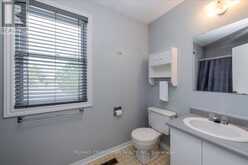 17 KNICELY ROAD | Barrie Ontario | Slide Image Seventeen