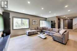 1621 SKYLINE DRIVE | Mississauga Ontario | Slide Image Five