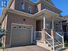 32 DEVONSLEIGH DRIVE | Brampton Ontario | Slide Image Two