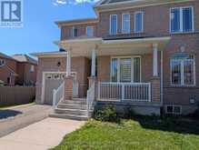 32 DEVONSLEIGH DRIVE | Brampton Ontario | Slide Image Three