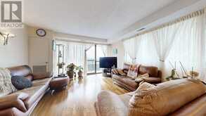 1403 - 8111 YONGE STREET | Markham Ontario | Slide Image Four