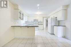 68 TOWNSGATE DRIVE | Vaughan Ontario | Slide Image Eight
