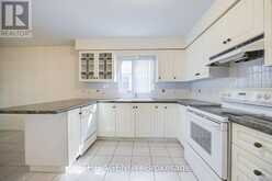 68 TOWNSGATE DRIVE | Vaughan Ontario | Slide Image Nine