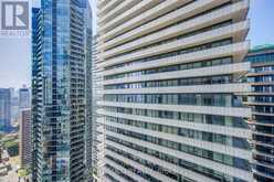 2909 - 50 CHARLES STREET E | Toronto Ontario | Slide Image Thirty
