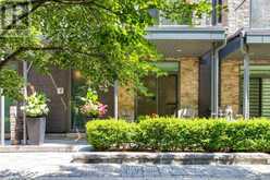 7 GODFREY'S LANE | Mississauga Ontario | Slide Image Three