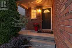 799 COMMONWEALTH CRESCENT | Kitchener Ontario | Slide Image Four