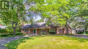 75 ARBOUR DRIVE | Oakville Ontario | Slide Image Two