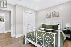 18 SPENCELY COURT | Toronto Ontario | Slide Image Twelve