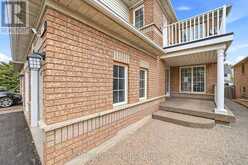 147 PORCHLIGHT ROAD | Brampton Ontario | Slide Image Four