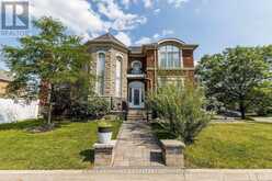 19 VALLEYSIDE TRAIL | Brampton Ontario | Slide Image Two