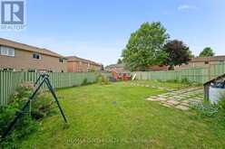 27 LOFTY PINES PLACE | Brampton Ontario | Slide Image Six