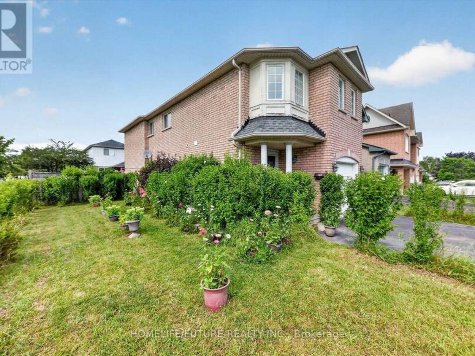 16 ROZELL ROAD, Toronto, Ontario M1C 2K9