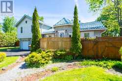 131 COOK'S BAY DRIVE | Georgina Ontario | Slide Image Three