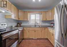 37 WINGFIELD AVENUE | Stratford Ontario | Slide Image Ten
