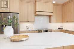 147 LAKE DRIVE E | Georgina Ontario | Slide Image Nine
