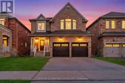 32 AMBERWING LANDING | Bradford West Gwillimbury Ontario | Slide Image One