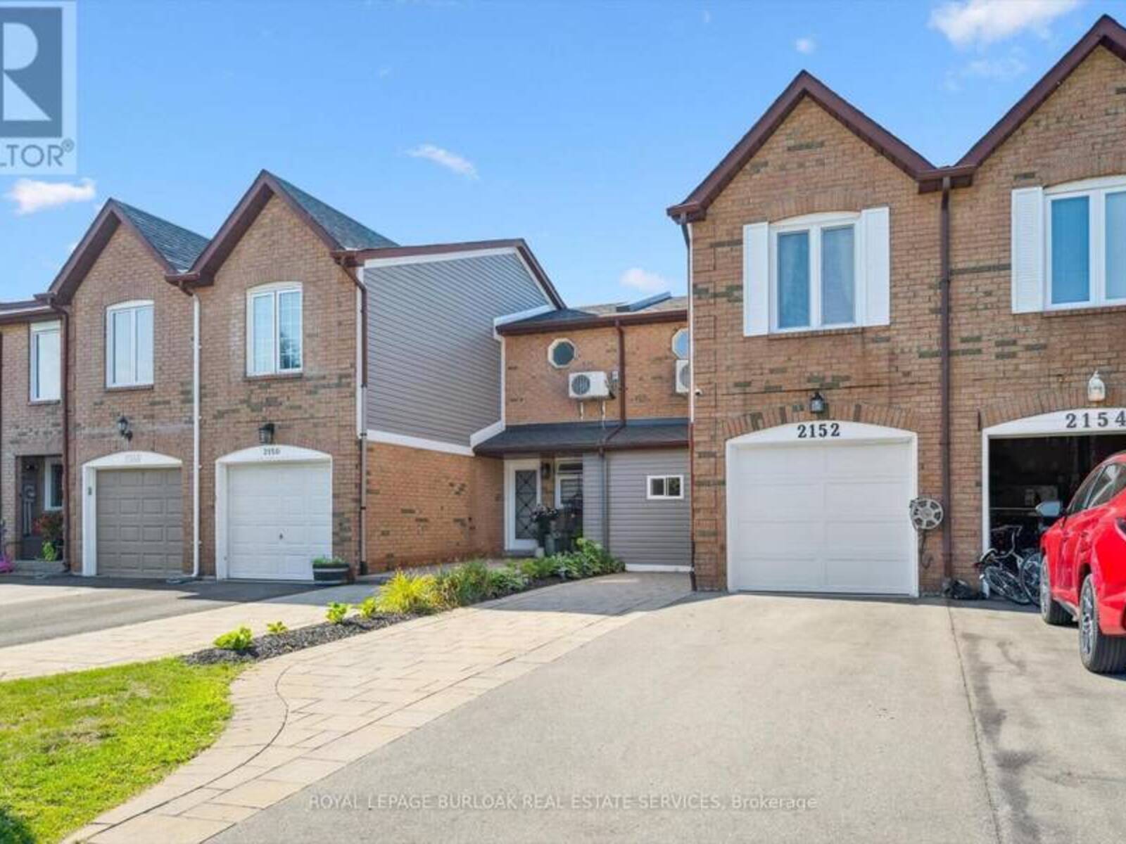 2152 PELEE BOULEVARD, Oakville, Ontario L6H 4C8