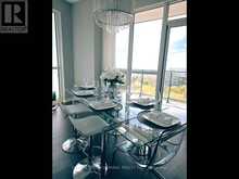 1803 - 2212 LAKE SHORE BOULEVARD W | Toronto Ontario | Slide Image Seventeen