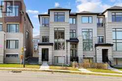 18 BENNINGTON ROAD | Newmarket Ontario | Slide Image One