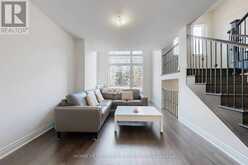 18 BENNINGTON ROAD | Newmarket Ontario | Slide Image Three