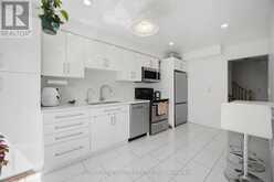 2 - 3 HARTNELL SQUARE | Brampton Ontario | Slide Image Nine