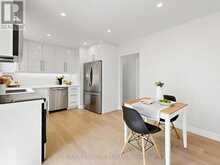 305 PLEASANT AVENUE | Toronto Ontario | Slide Image Thirteen