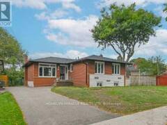 46 FLINTWICK DRIVE Toronto Ontario, M1P 4G9