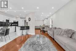 847 STONEBRIDGE AVENUE | Mississauga Ontario | Slide Image Fifteen