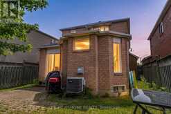 847 STONEBRIDGE AVENUE | Mississauga Ontario | Slide Image Forty