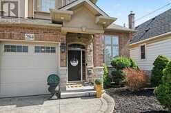 284 NORMANHURST AVENUE | Hamilton Ontario | Slide Image Five
