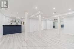 42 BOXWOOD CRESCENT | Markham Ontario | Slide Image Thirty-five