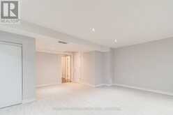 42 BOXWOOD CRESCENT | Markham Ontario | Slide Image Thirty-six