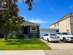 124 REGINA AVENUE Toronto Ontario, M6A 1R7