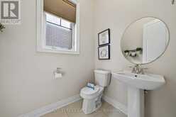31 WOODGATE PINES DRIVE | Vaughan Ontario | Slide Image Twelve