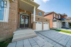 31 WOODGATE PINES DRIVE | Vaughan Ontario | Slide Image Four