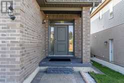 2824 DOYLE DRIVE | London Ontario | Slide Image Seven