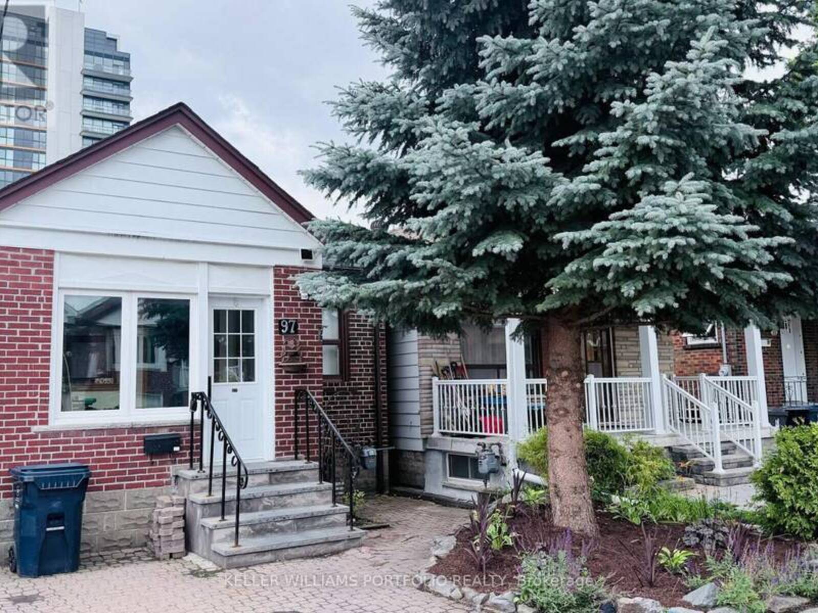 97 LIVINGSTONE AVENUE, Toronto, Ontario M6E 2L7