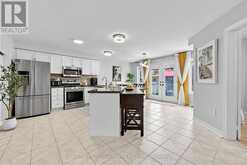 41 RUSSELL HILL DRIVE | Barrie Ontario | Slide Image Five