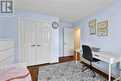 41 RUSSELL HILL DRIVE | Barrie Ontario | Slide Image Sixteen