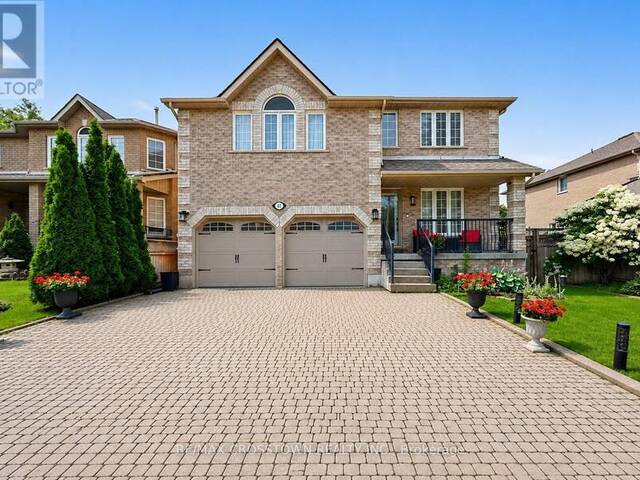 41 RUSSELL HILL DRIVE Barrie Ontario, L4N 0C2 - 4 Bedrooms Home For Sale